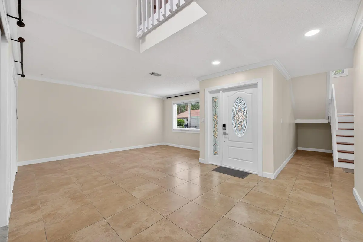 30-web-or-mls-DSC08439 at 704 SW 89th Avenue, Plantation