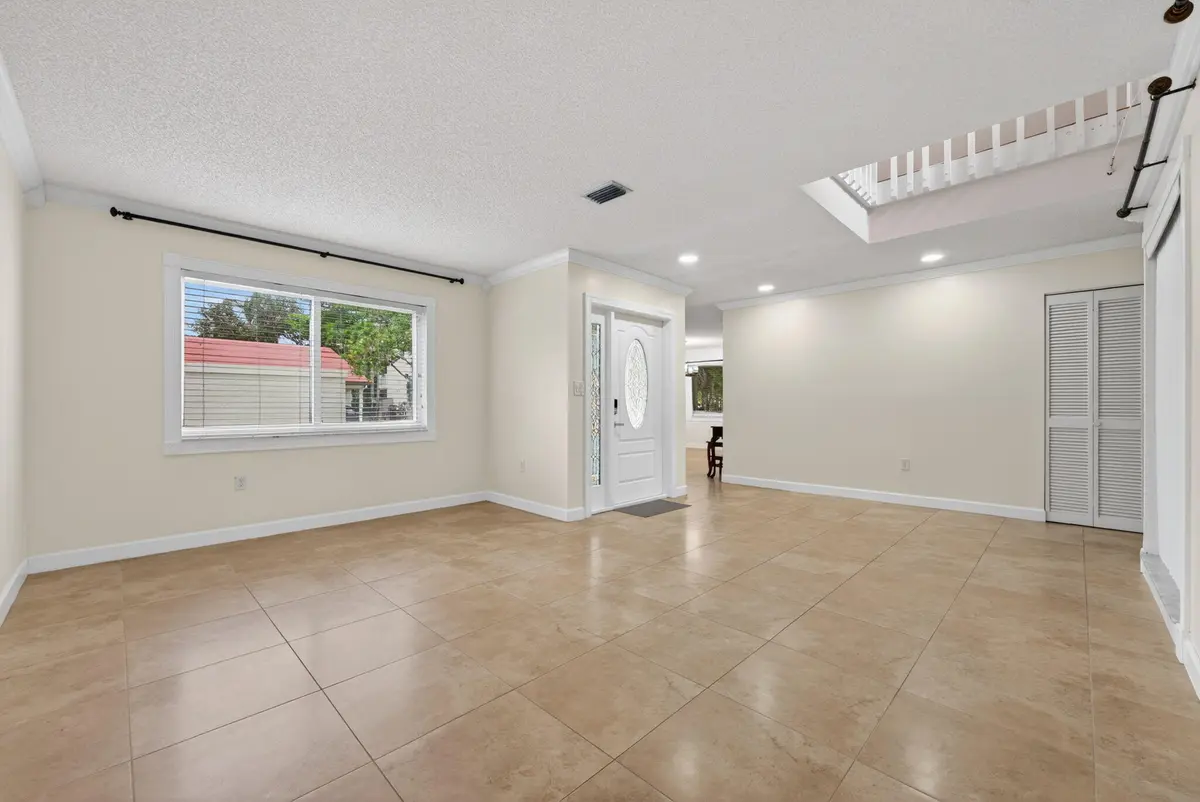 31-web-or-mls-DSC08450 at 704 SW 89th Avenue, Plantation