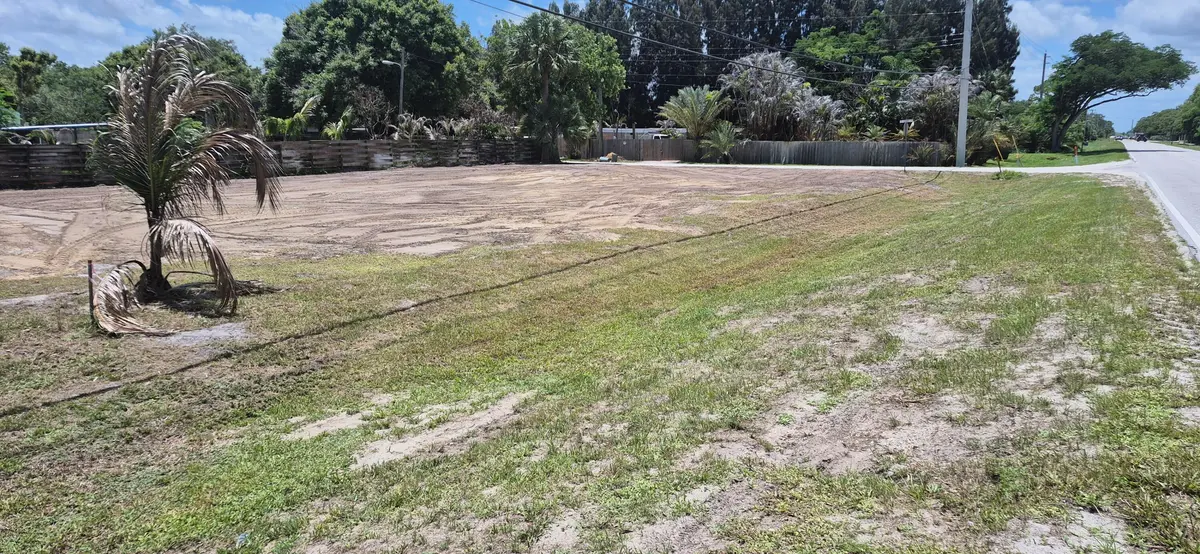 96th St 4 at 2346 SW 96th Street, Stuart