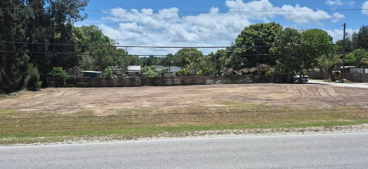 96th St 1 at 2346 SW 96th Street, Stuart