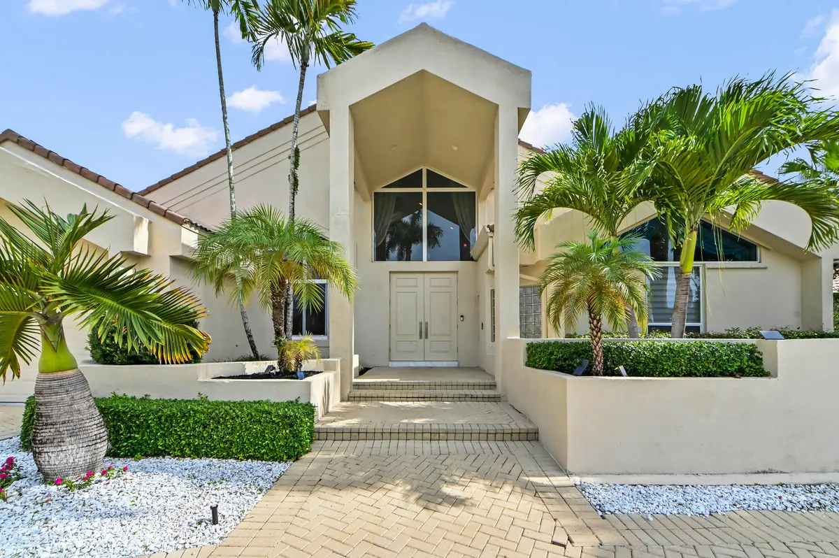 04 Entry 01 at 7165 Mariana Court, Boca Raton