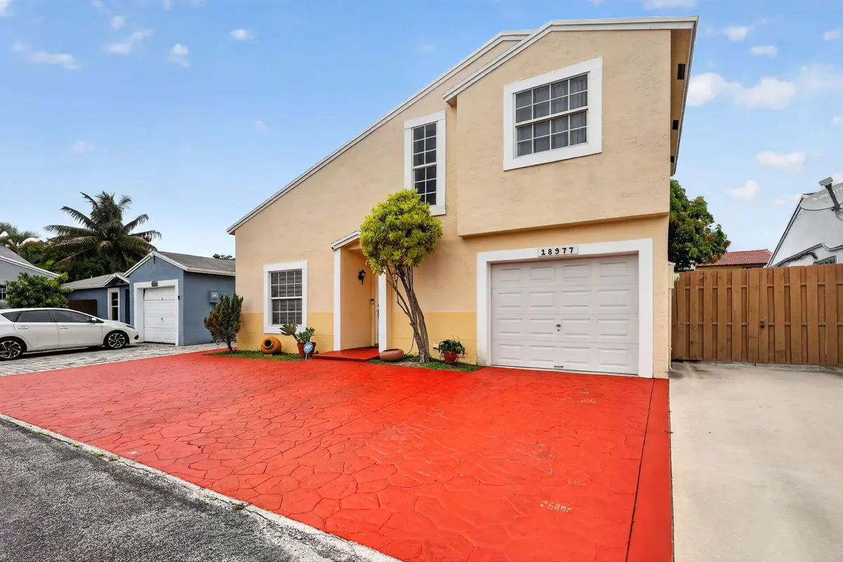 2-web-or-mls-8H3A8966 at 18977 NW 63rd Ct Circle, Miami Gardens