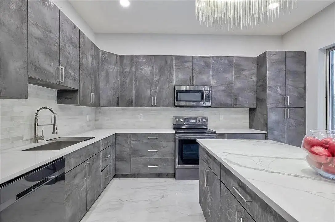 kitchen at 5989 NW 74th Street, Parkland