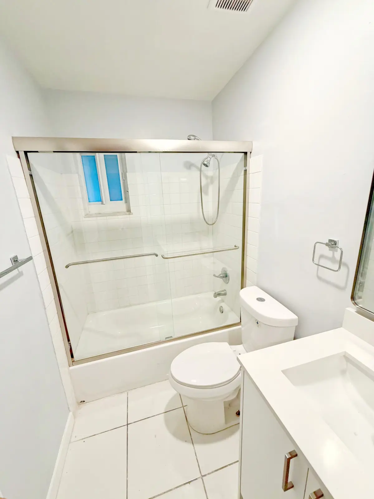 BATHROOM at 2941 NW 195th Street, Miami Gardens