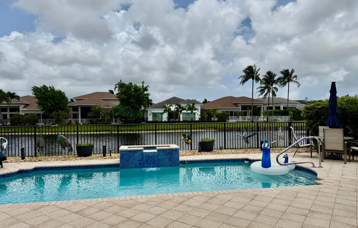 B Pool at 4076 Briarcliff Circle, Boca Raton