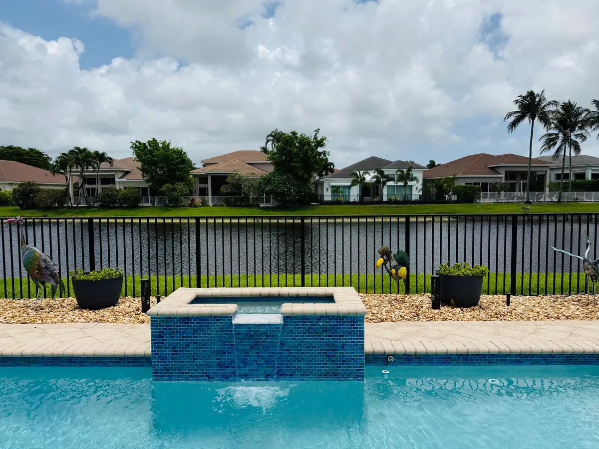 B Lake at 4076 Briarcliff Circle, Boca Raton