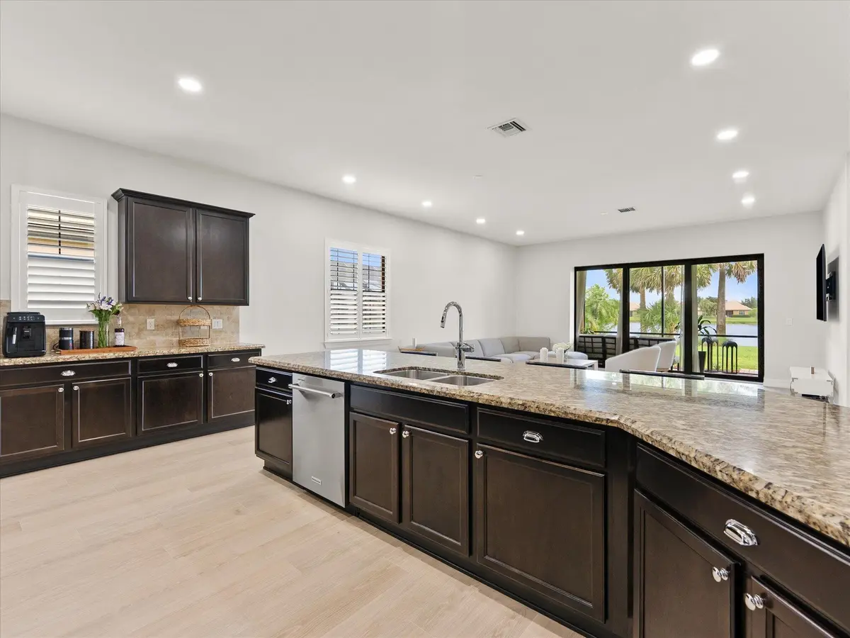 10-10 at 4452 Siena Circle, Wellington