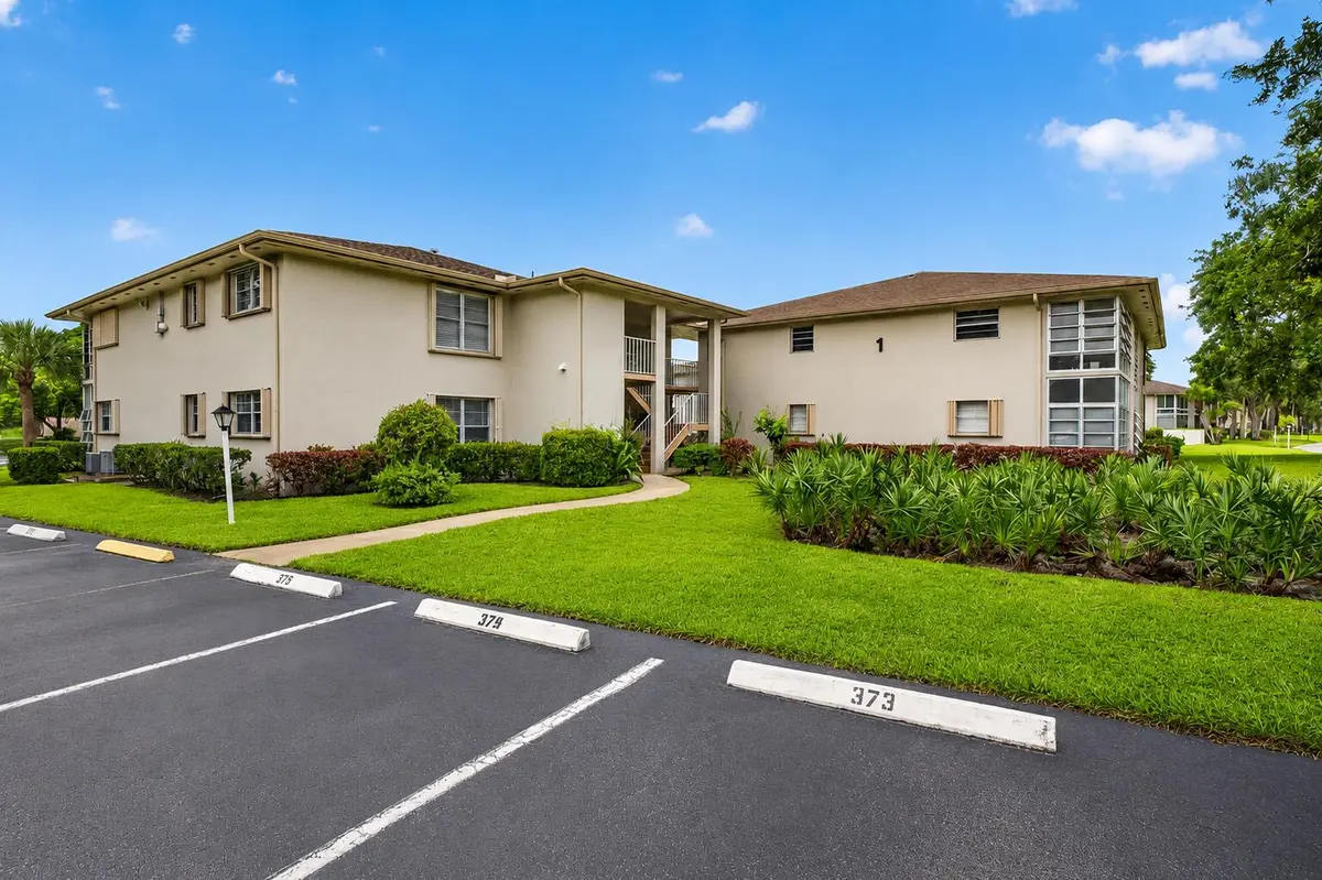 5ad3f754-d3a6-40bd-a118-d4fd33511b11 at 1 Lake Vista Trail 207, Port St. Lucie