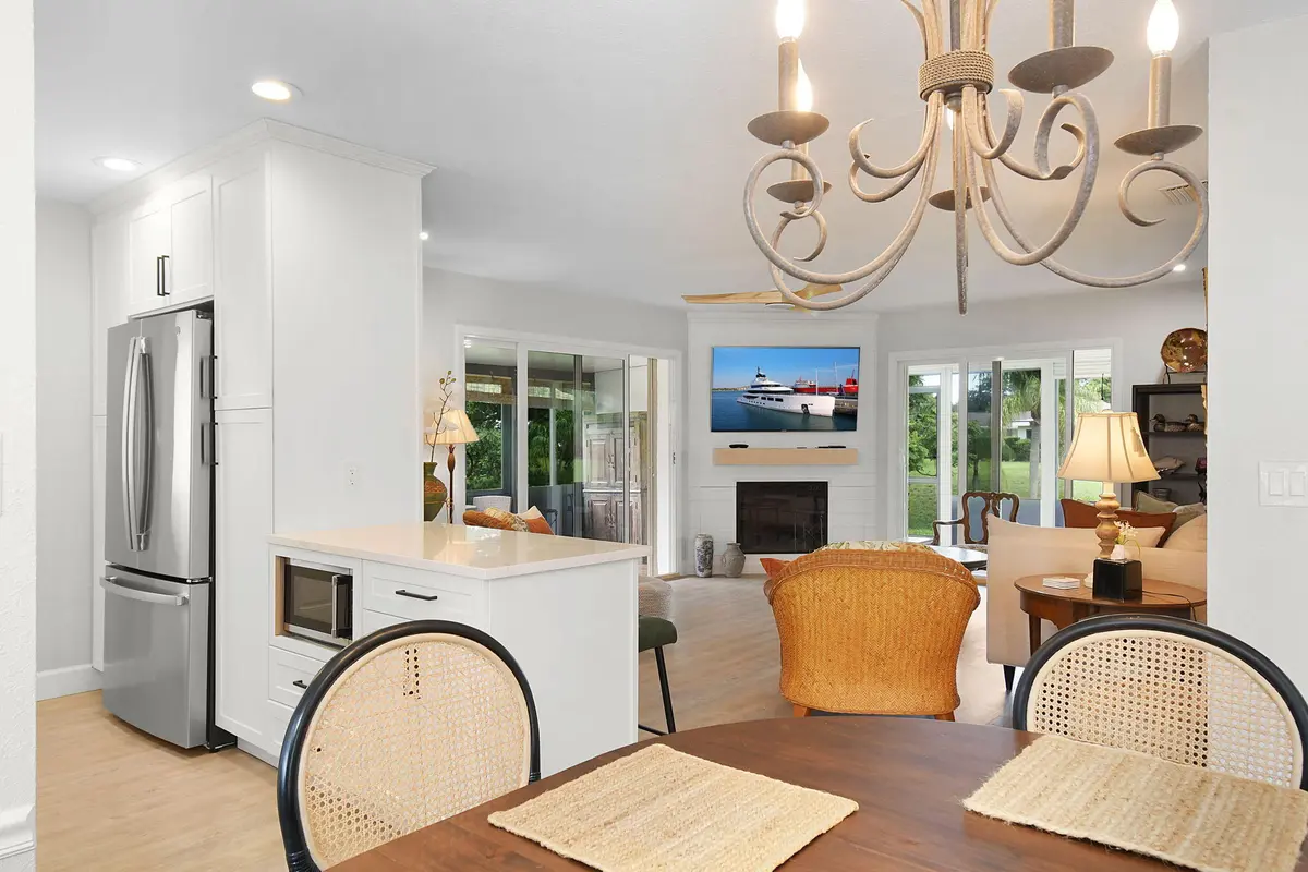 18-web-or-mls-500_6854 at 5251 SE Sea Island Way, Stuart
