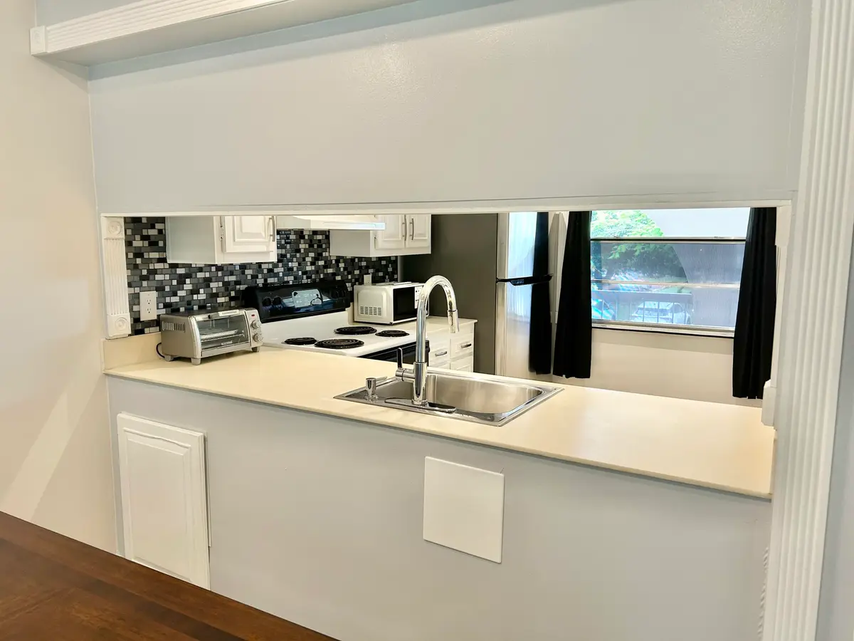KITCHEN PASS THRU at 2613 Nassau Bend C2, Coconut Creek