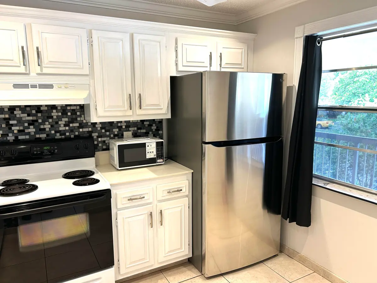 NEWER REFRIG at 2613 Nassau Bend C2, Coconut Creek