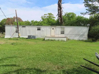 18496 Glades Cut Off Road, Port St. Lucie – sold