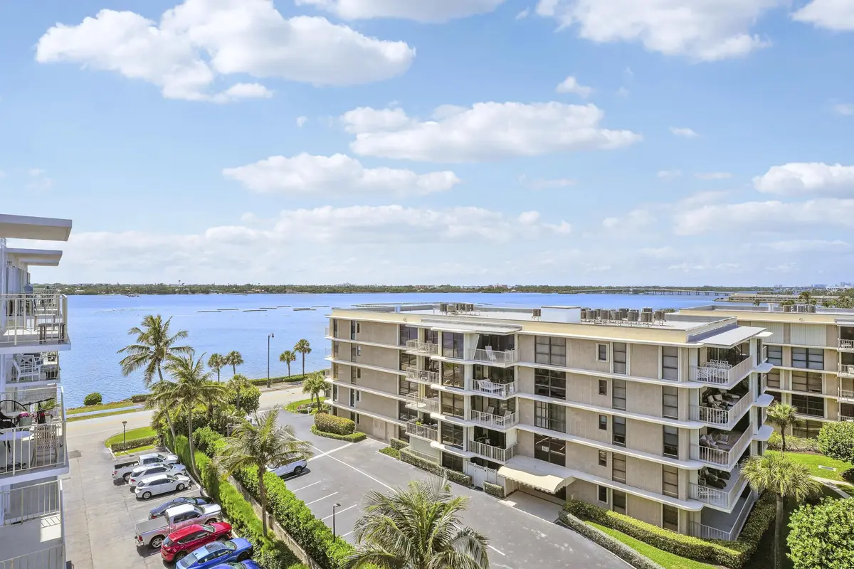 Unobstructed Intracoastal Views at 3230 S Ocean Boulevard D-607, Palm Beach