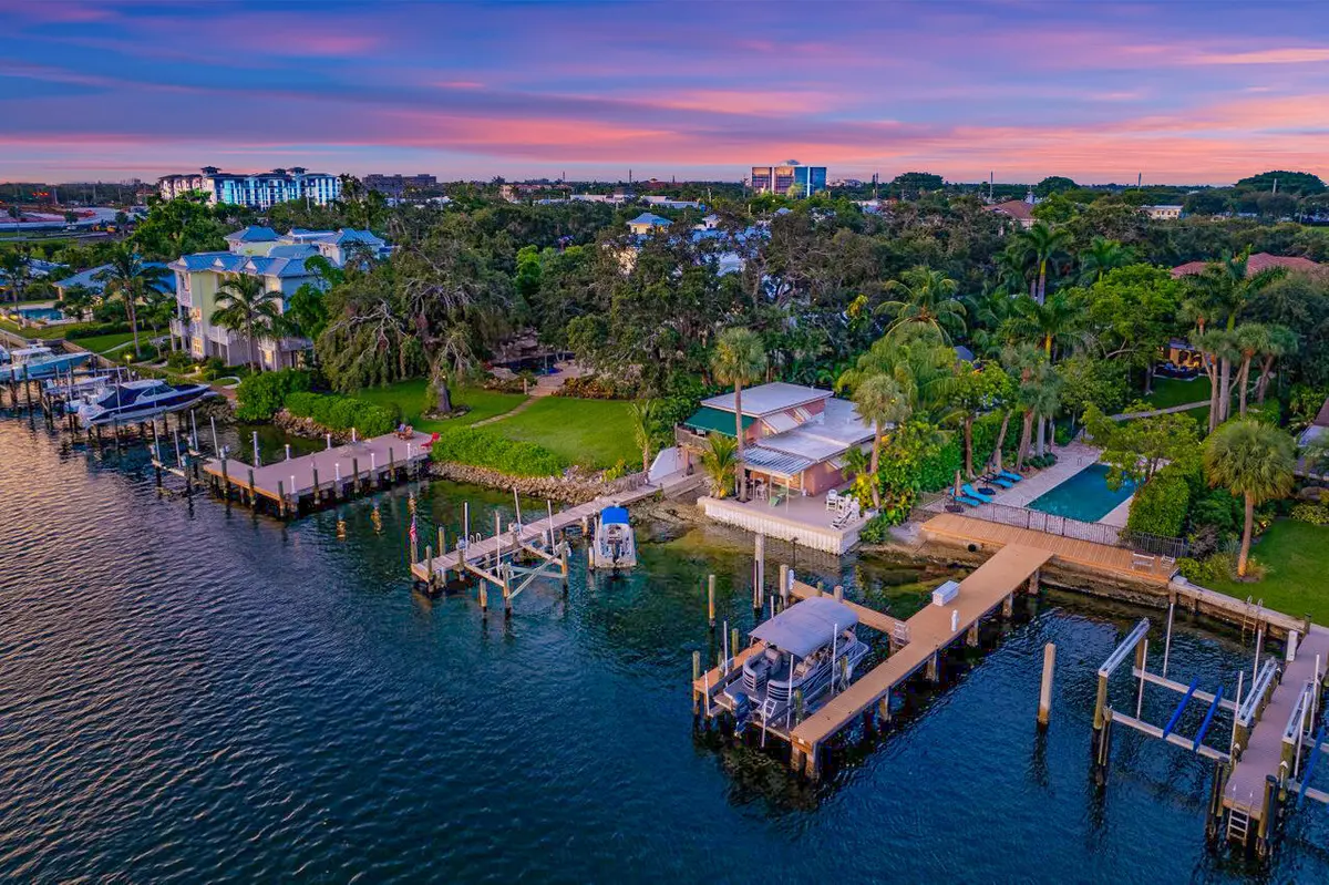 Waterfrontage 50' at 11091 Ellison Wilson Road, North Palm Beach