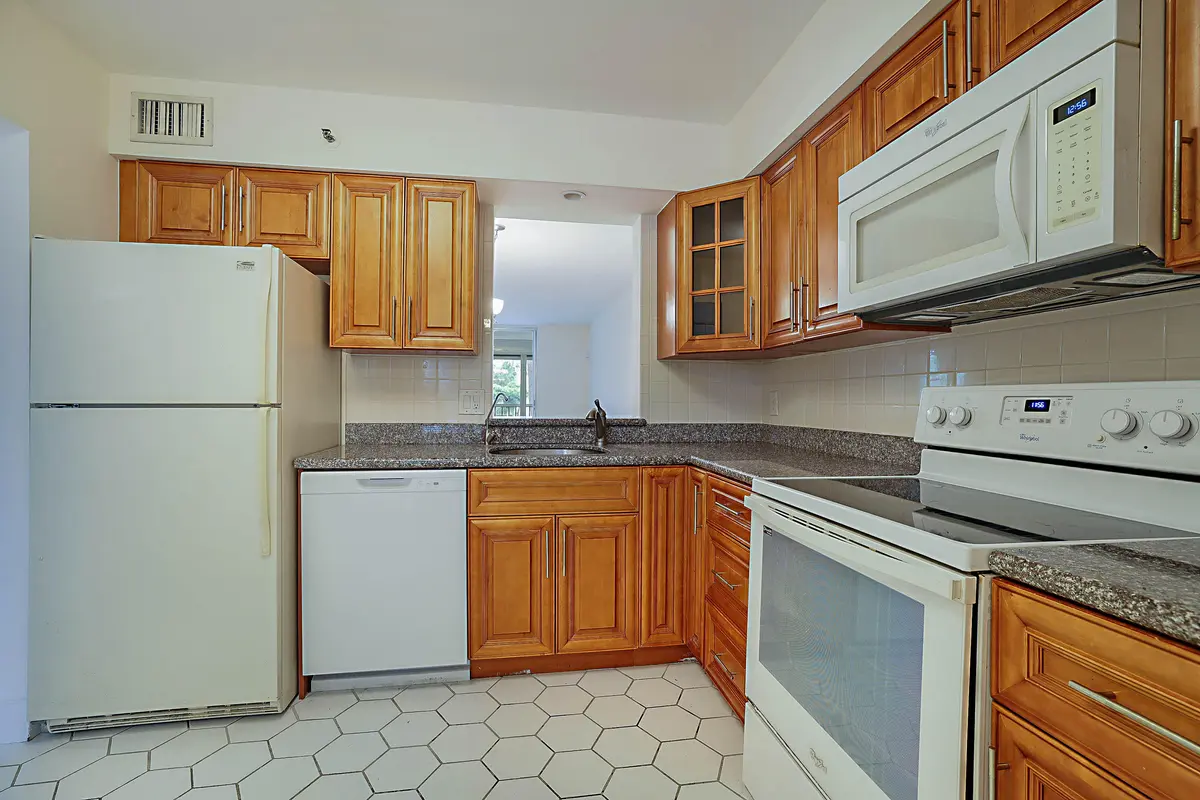14527 Bonaire Boulevard 203, Delray Beach, FL – photo 4