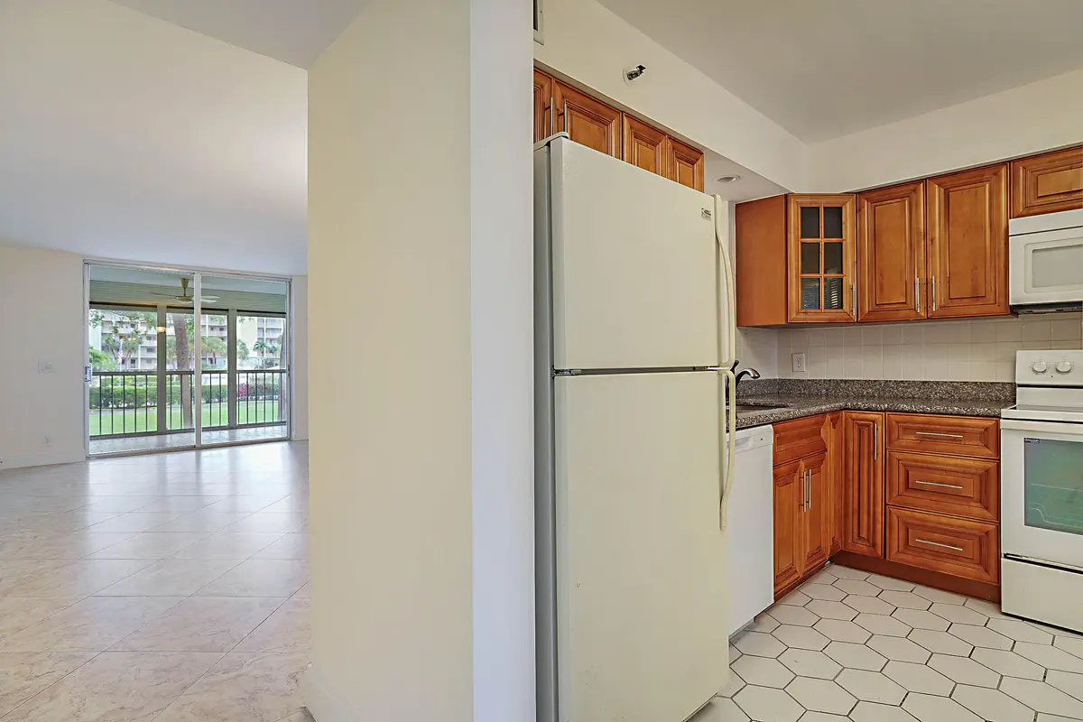 14527 Bonaire Boulevard 203, Delray Beach, FL – photo 7