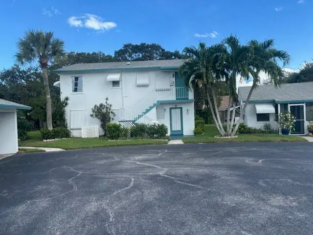 Meridian Ext at 10162 N Meridian Way Way 6, Palm Beach Gardens