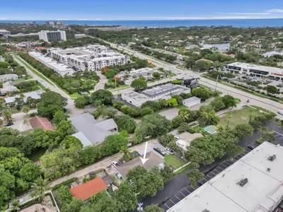 1718 Ridge Road, North Palm Beach – Duplex for sale