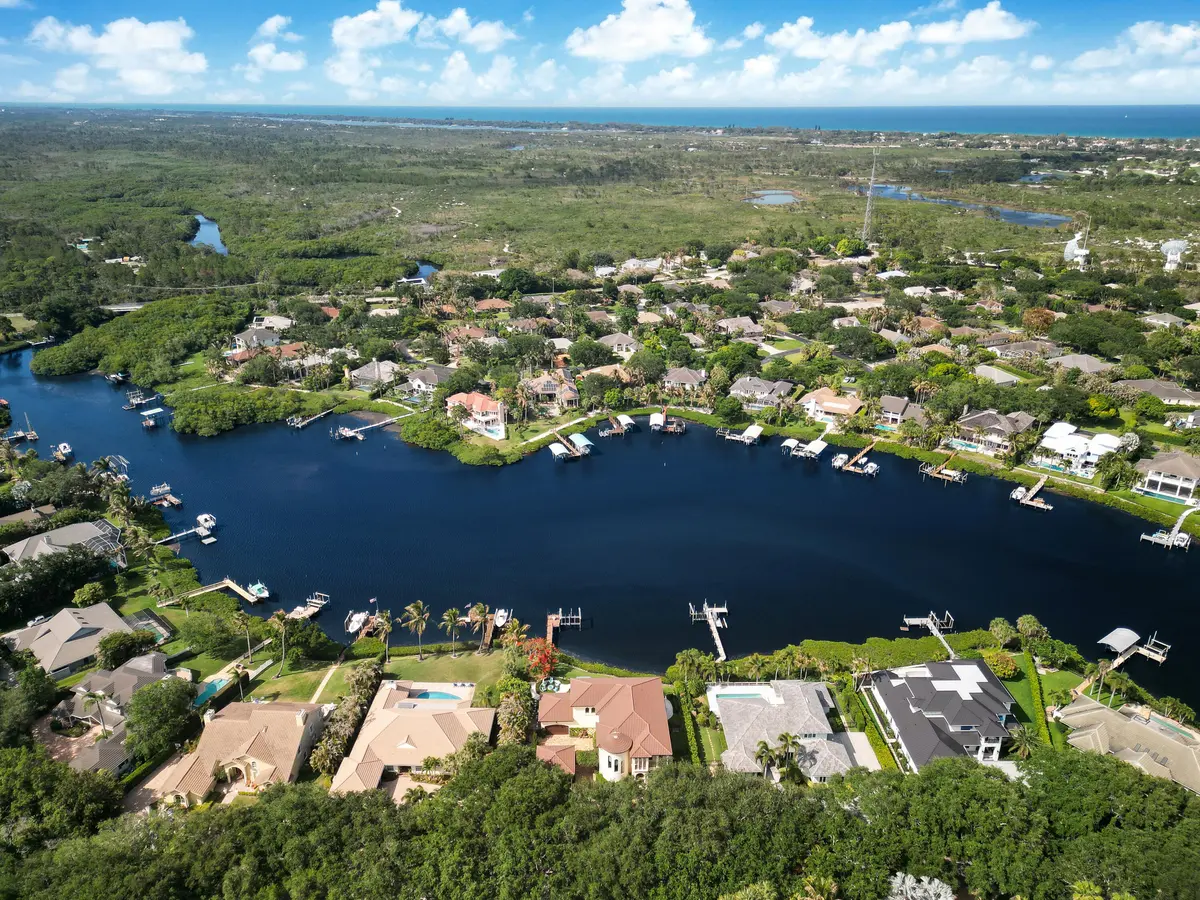iUSE photography_DJI_0661 at 10433 SE Banyan Way, Jupiter