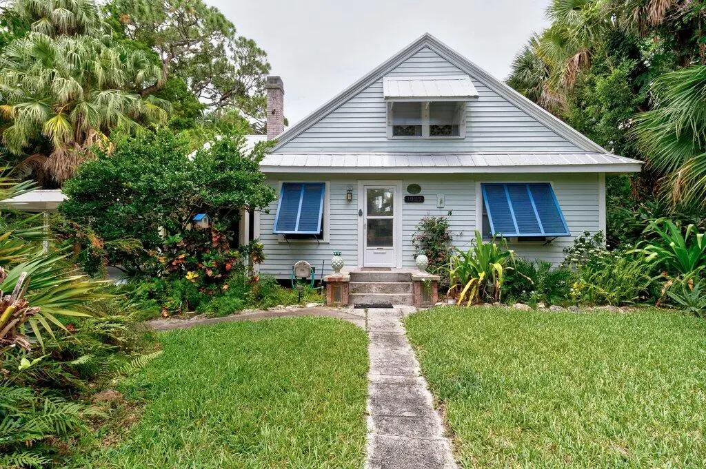 004_04_921 at 1927 21st Avenue, Vero Beach