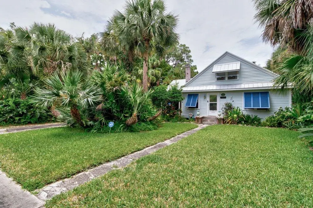 044_44_718 at 1927 21st Avenue, Vero Beach