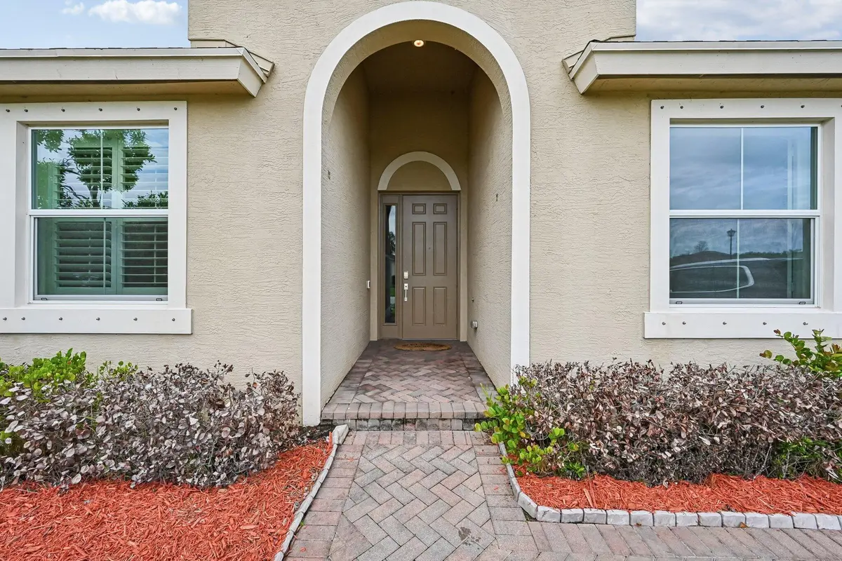 5-web-or-mls-Birkdale Dr-S0506-005 at 4200 Birkdale Drive, Fort Pierce