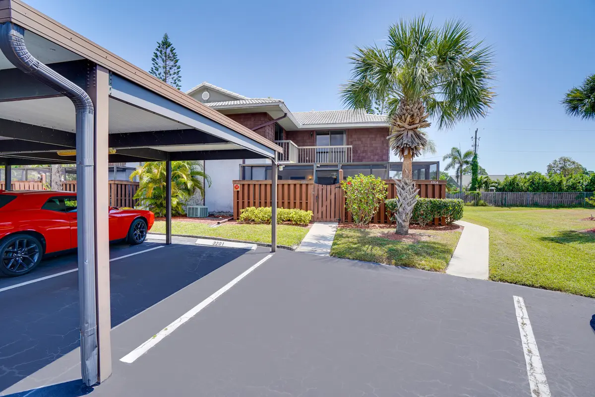X(1of22) at 3201 SE Guinevere Lane A, Port St. Lucie