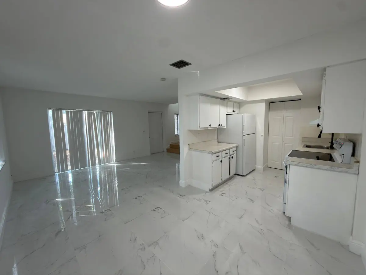 WhatsApp Image 2026-06-07 at 4.56.26 PM at 5702 NW 22nd Court 28-b, Lauderhill