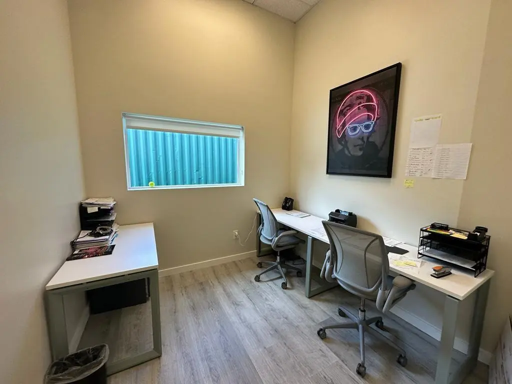 Photo 8 at 425 NW 10th Terrace, Hallandale Beach