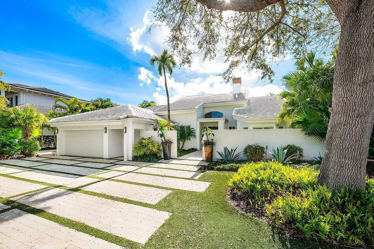 215 Island Drive at 215 Island Drive, Jupiter