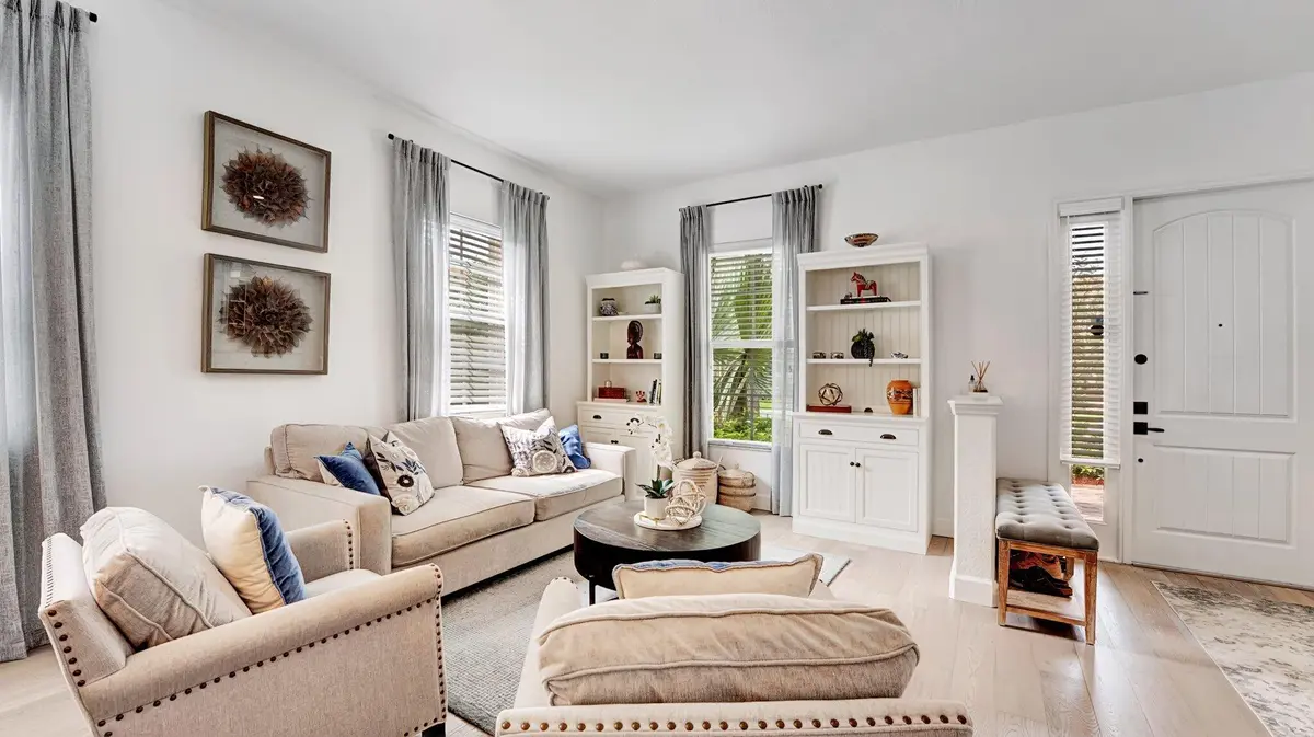 Living Room 3 at 10641 Willow Oak Court, Wellington