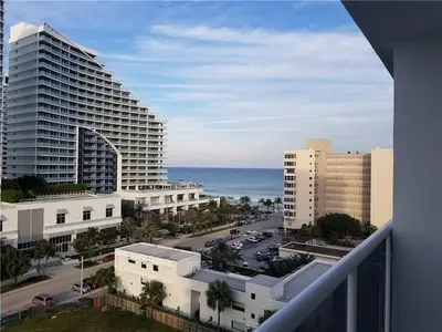 336 N Birch Road 8d, Fort Lauderdale – Condominium for rent