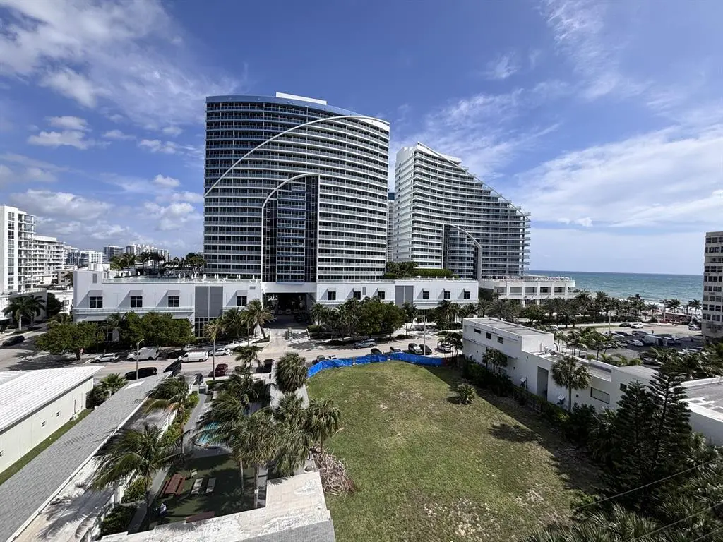 birch7 at 336 N Birch Road 8d, Fort Lauderdale