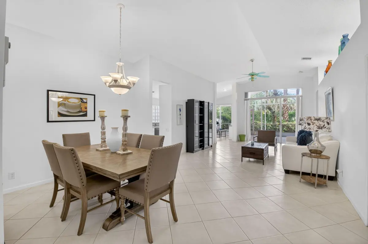 Dining Area at 5304 Wycombe Avenue, Boynton Beach