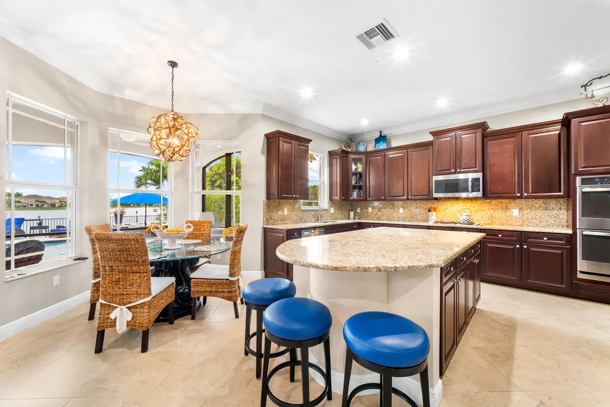A7_09889 at 10151 Lake Vista Court, Parkland