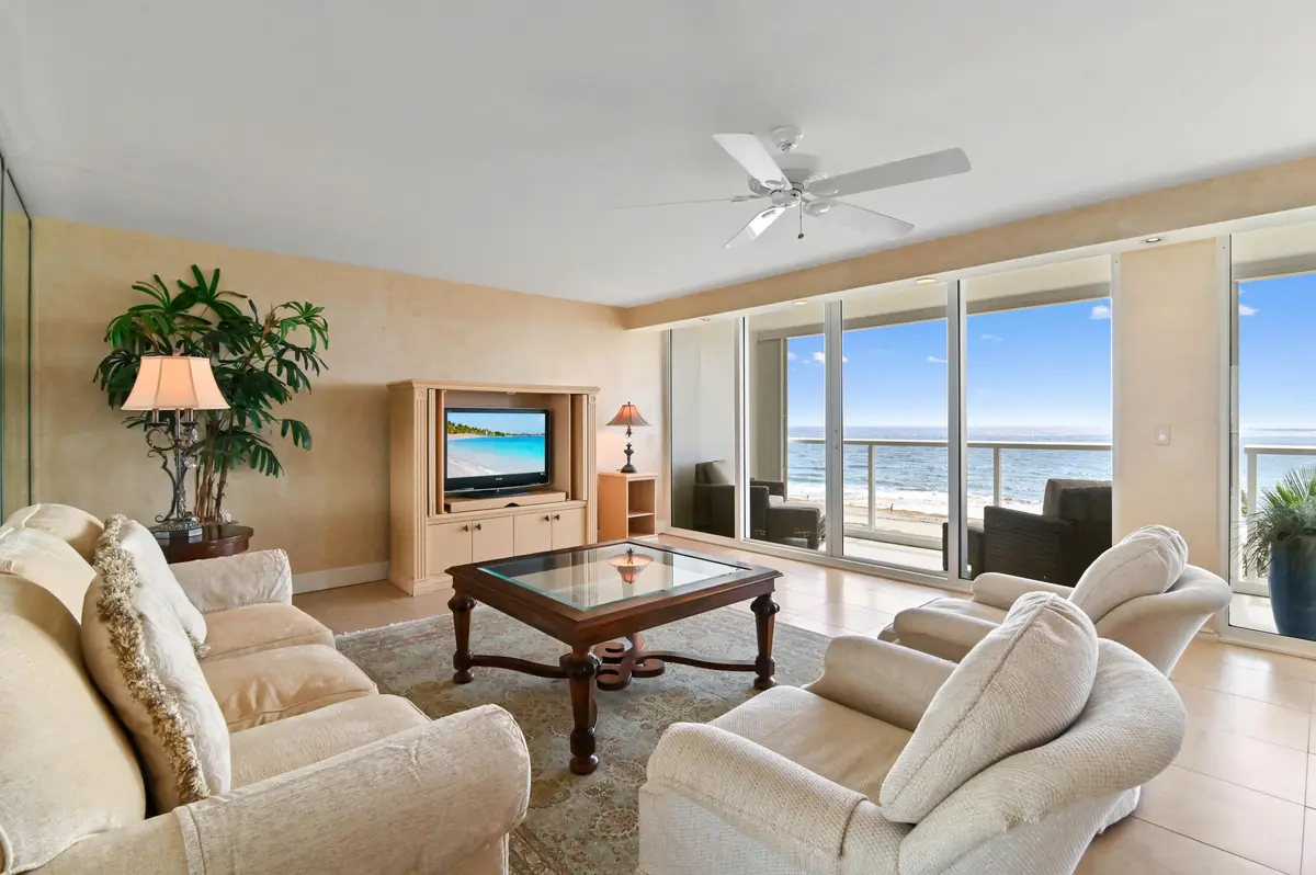 Living Room at 2800 S Ocean Boulevard Apt 5-j, Boca Raton