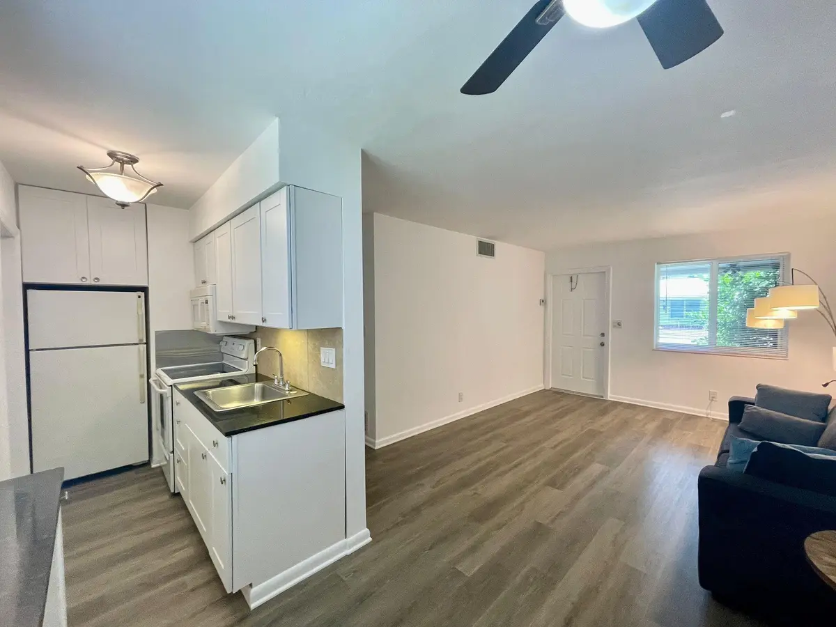 Photo 5 at 1704 NE 9th Street, Fort Lauderdale