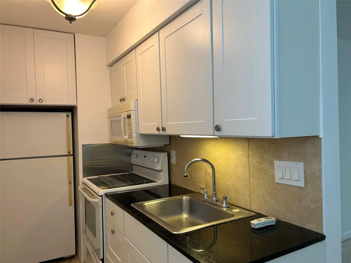 Photo 6 at 1704 NE 9th Street, Fort Lauderdale