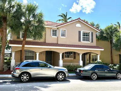 1418 W Wickham Circle C, Delray Beach – sold