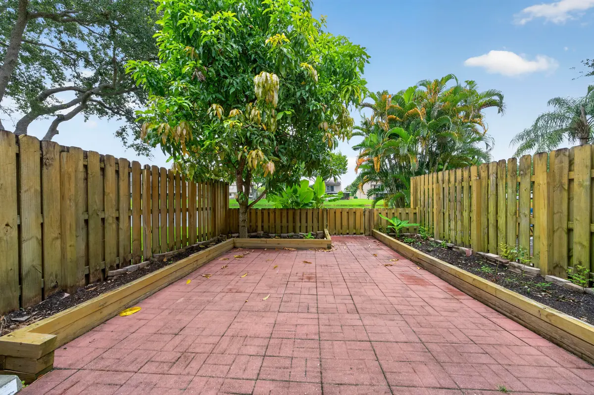 _DSC6638 at 5182 S University Drive, Davie