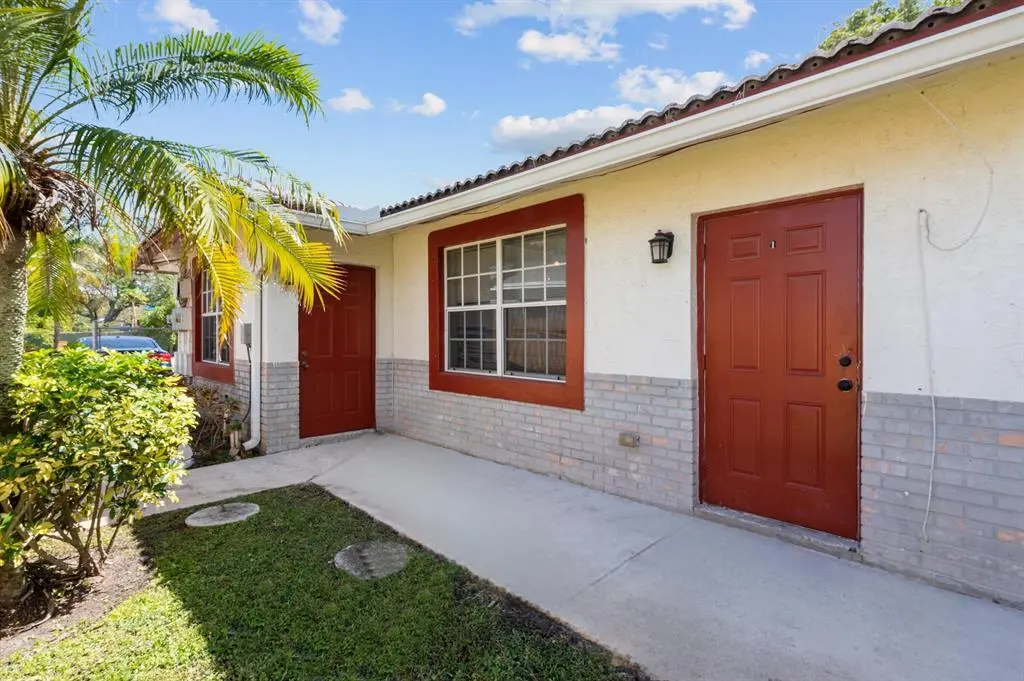 617 NW 15th Avenue, Pompano Beach, FL – photo 3