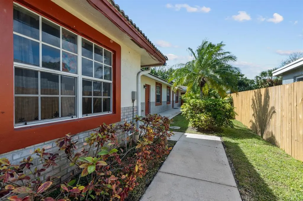 617 NW 15th Avenue, Pompano Beach, FL – photo 5