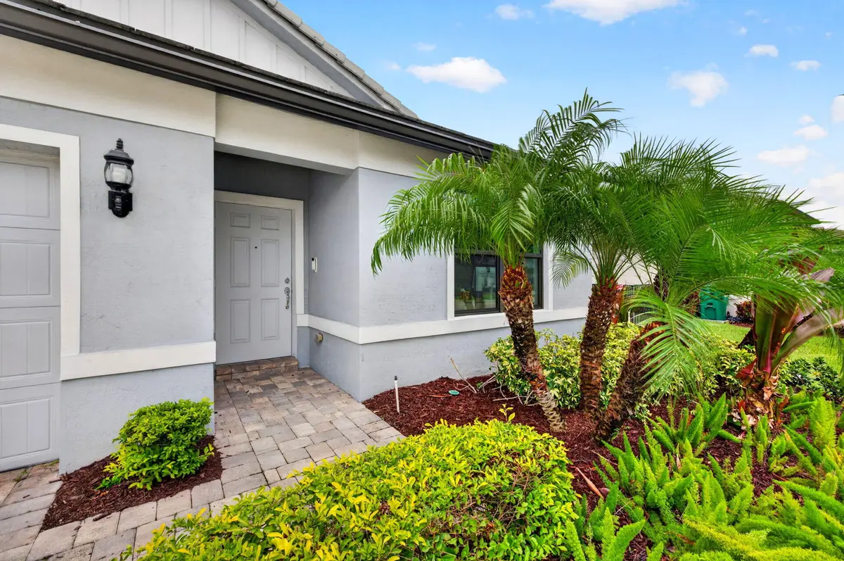4-web-or-mls-699A4277 at 3165 Tamarind Drive, Lauderdale Lakes