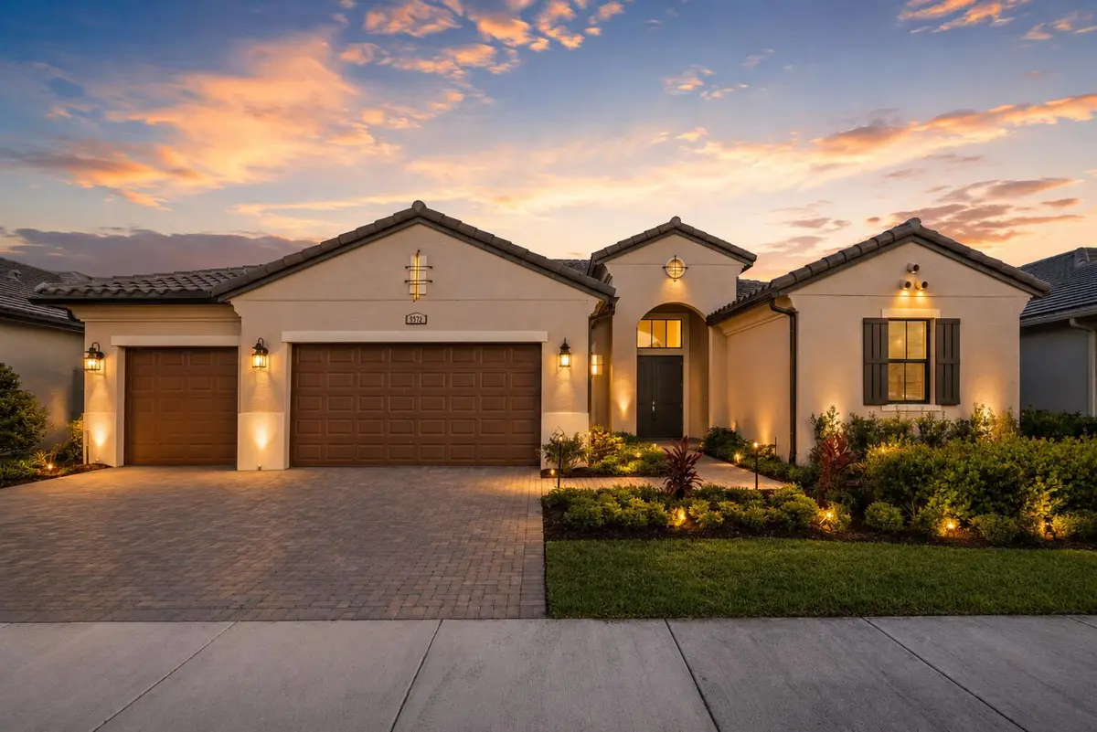 Virtual landscape lighting at 8572 SW Felicita Way, Port St. Lucie
