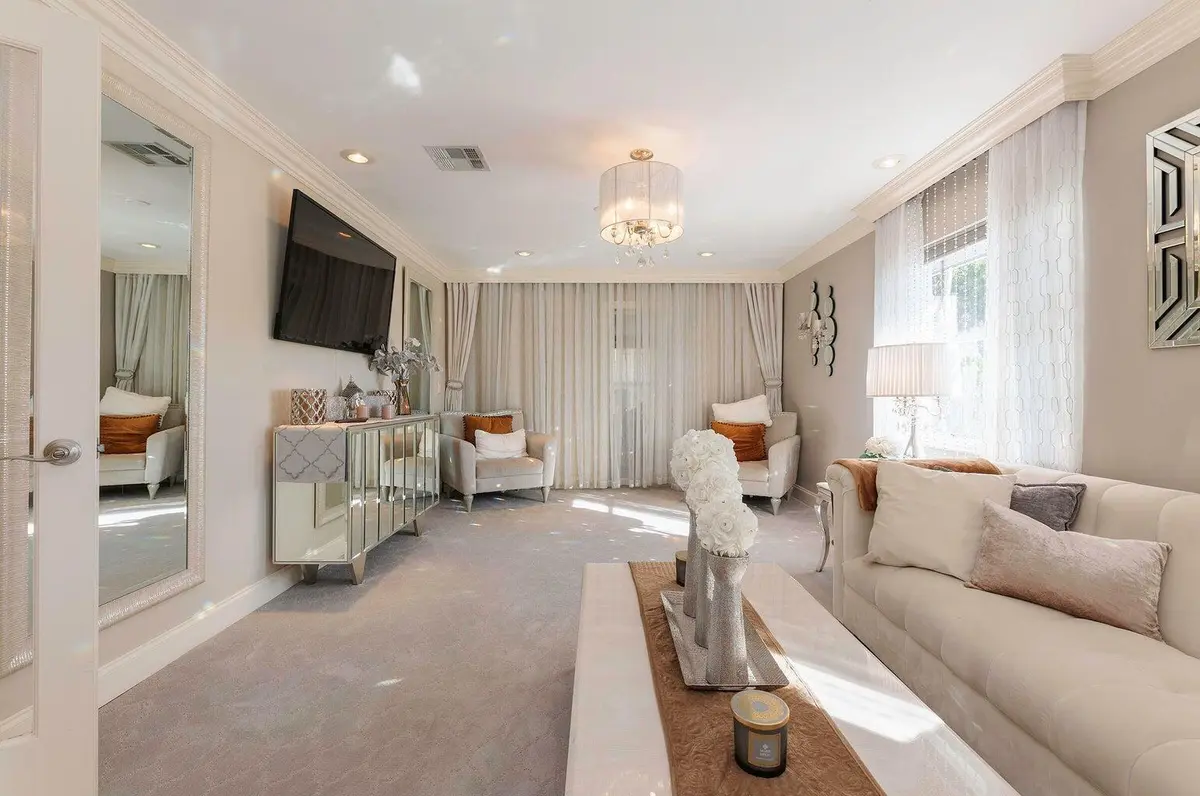 living room . at 2935 Lake Worth Road, Palm Springs
