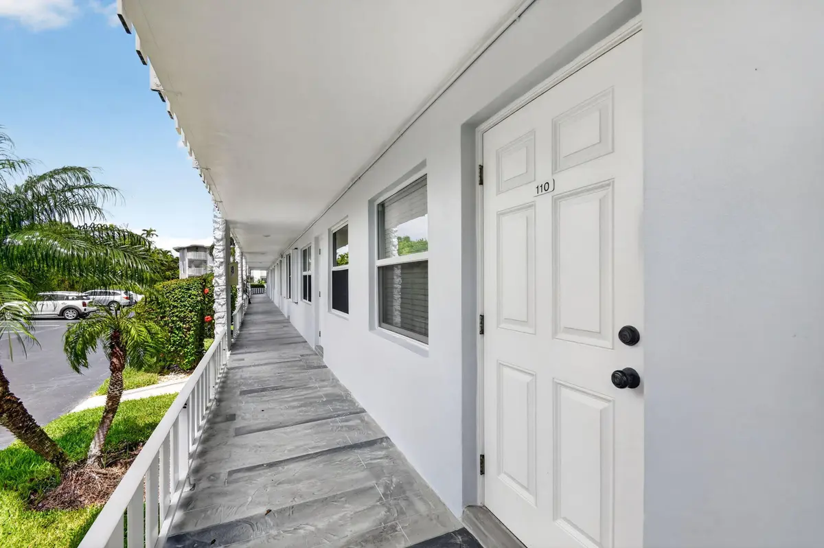4-web-or-mls-DSC_6817 at 5520 N Ocean Boulevard 110, Ocean Ridge