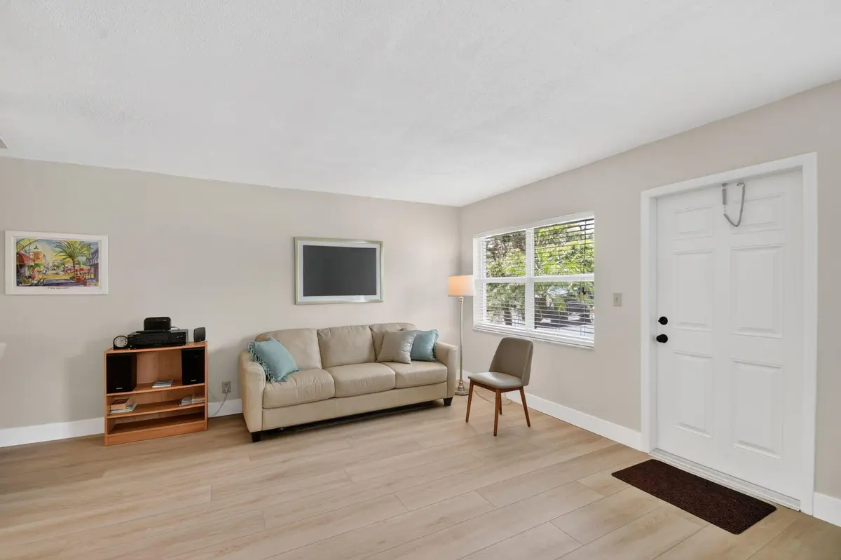 7-web-or-mls-DSC_6835 at 5520 N Ocean Boulevard 110, Ocean Ridge