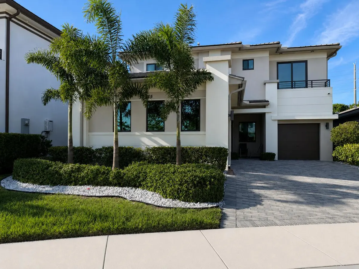 E0543A19-FF10-44D7-AA83-F1A0B733A130 at 10555 Waves Way, Parkland