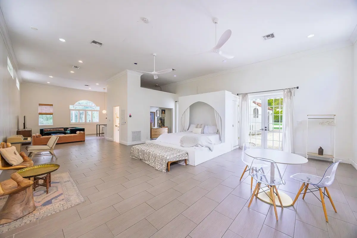 Studio5 at 717 Forest Hill Boulevard, West Palm Beach