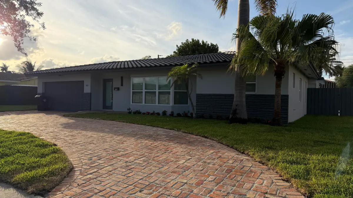 IMG_2530 at 2521 NE 45th Street, Lighthouse Point